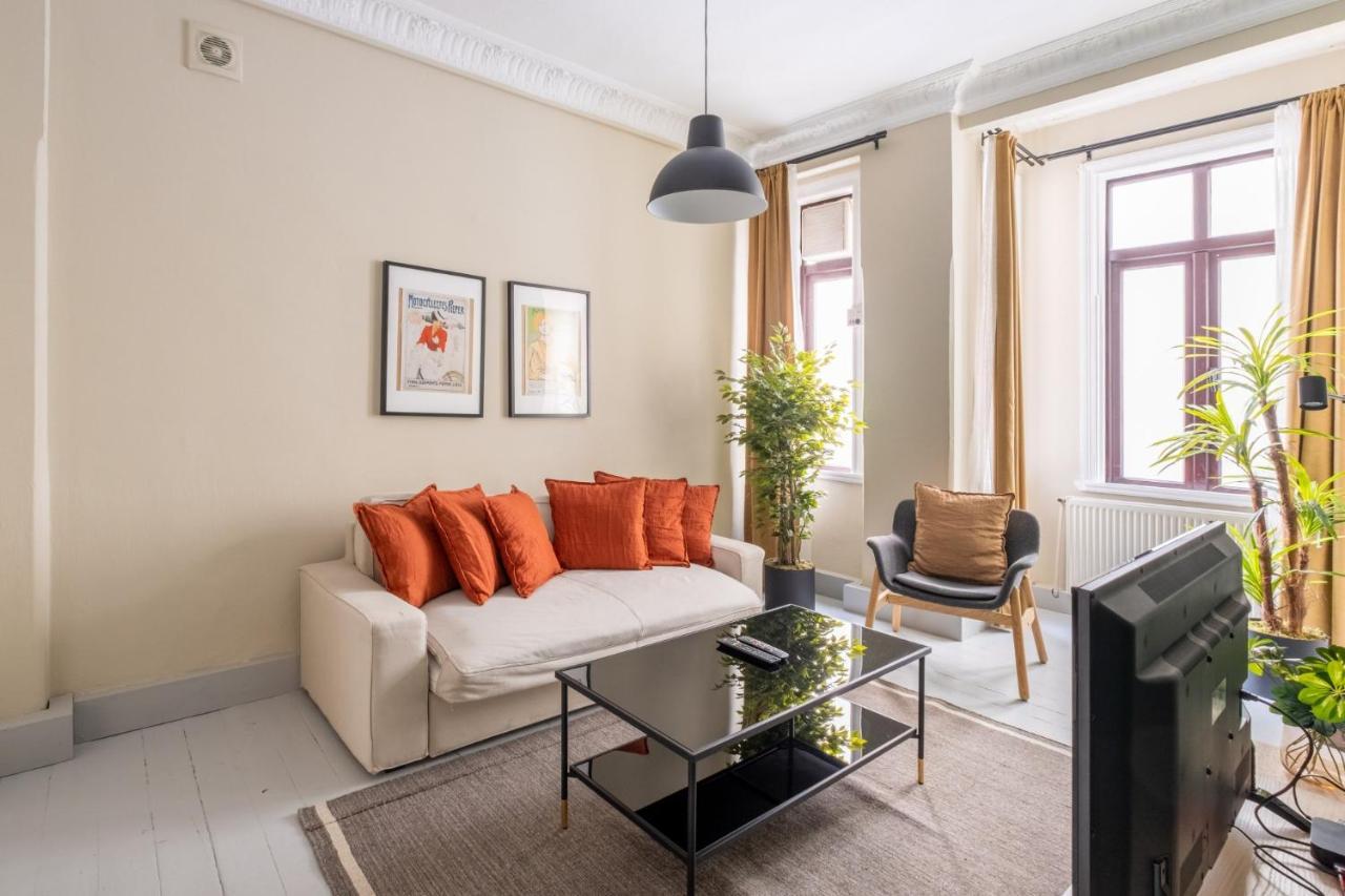 Modern Flat With Central Location In Beyoglu Lejlighed Istanbul Eksteriør billede