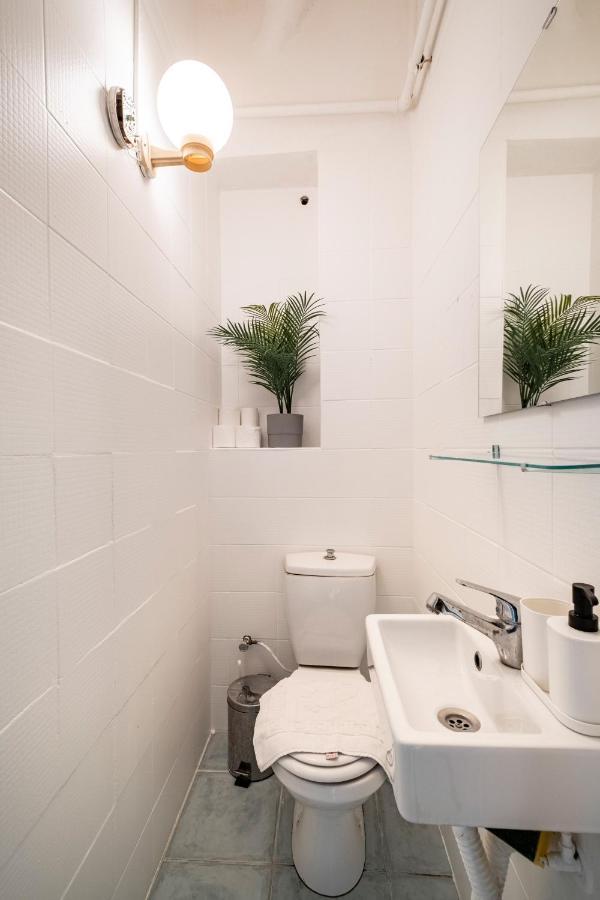 Modern Flat With Central Location In Beyoglu Lejlighed Istanbul Eksteriør billede